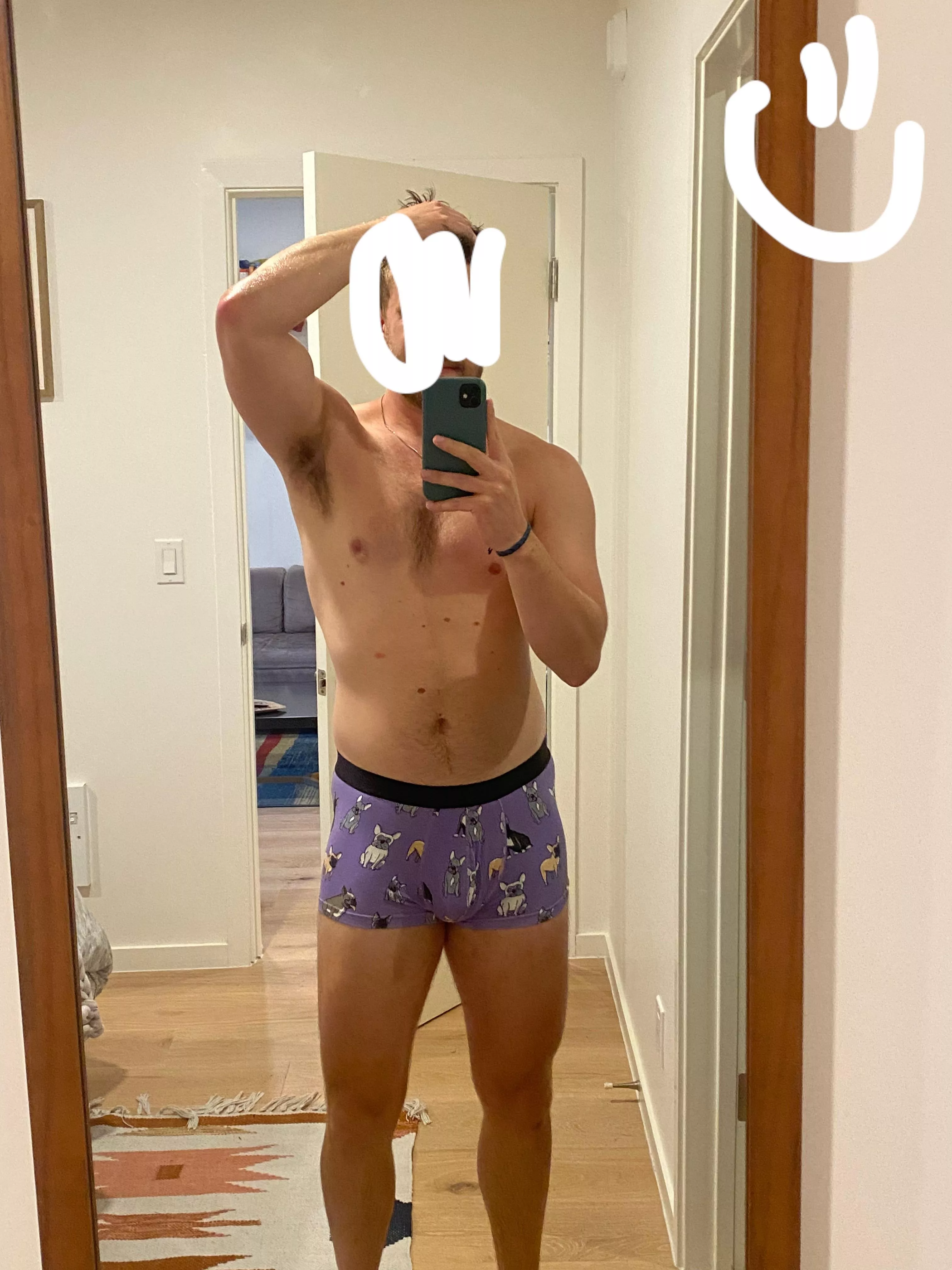 25 Big d shy straight dude. Looking to chat and maybe trade some pics. Face pics a must. Sc is username.