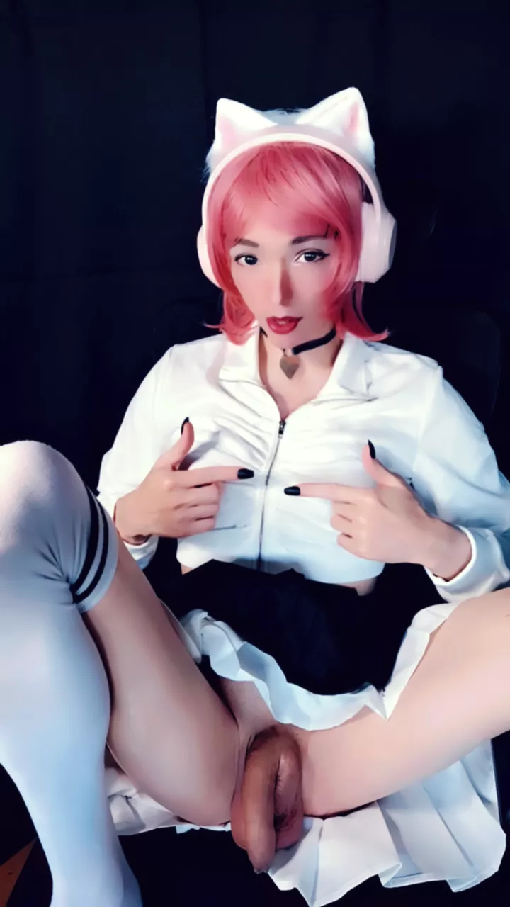 Can I send you my nudes? 👉🏻👈🏻😽