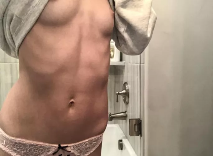 Do men actually like small chested girls