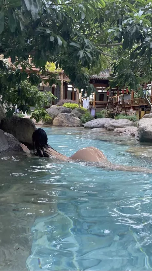 Does anyone know who this is?