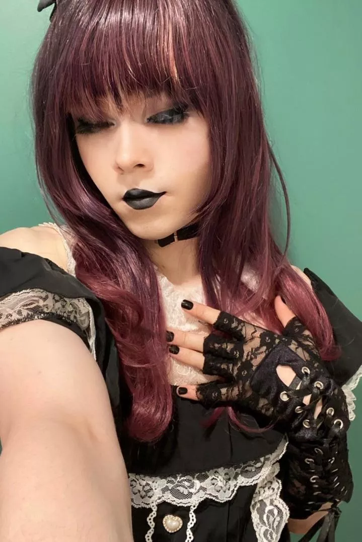 Does this hair color suit me?