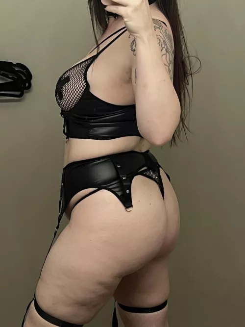 Feeling spicy in this new outfit!