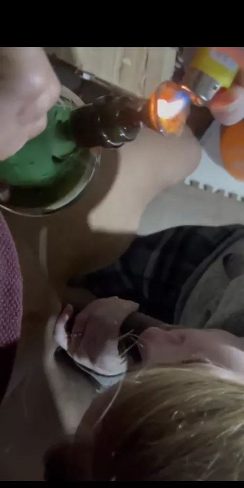 Full service over here 💨 [m],[f]