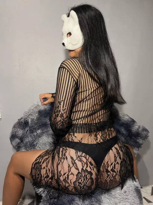 Get between my legs, let's try to play