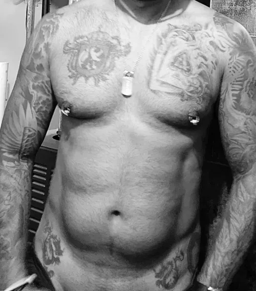 How do i look in black and white [41]