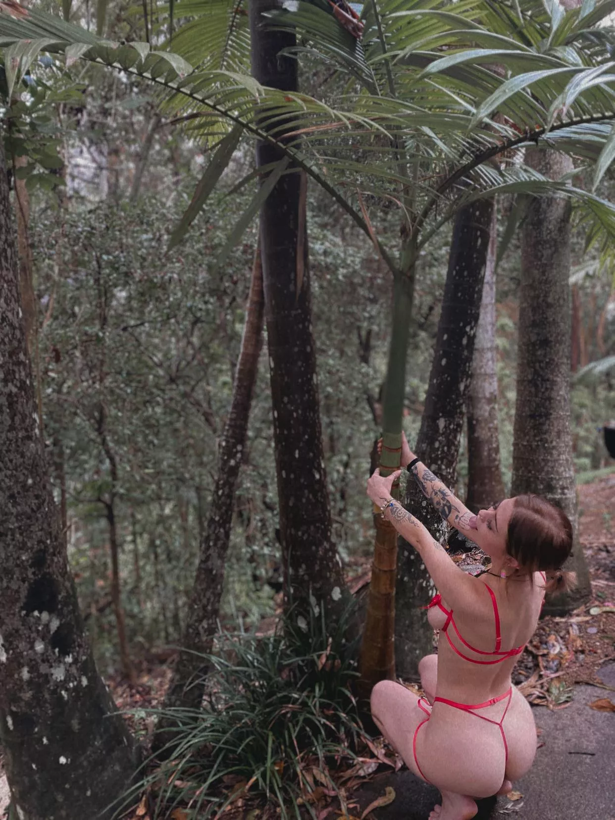 Outdoorsy and a bit naughty, @pip.azalea