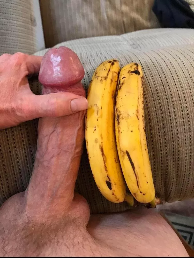 Want some bananas 🍌?? (Dm me)
