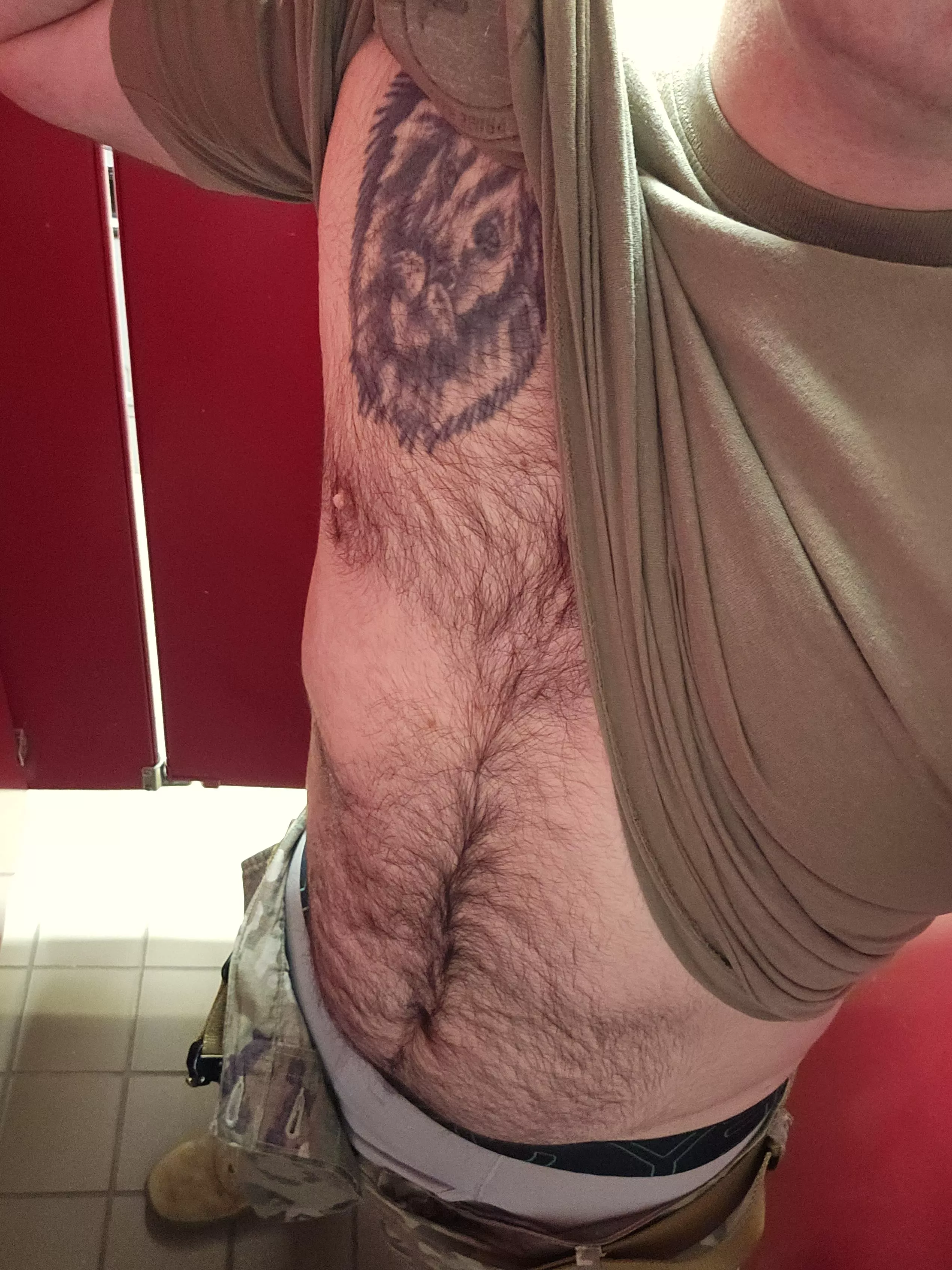 Cum on meet me in the stall (35)