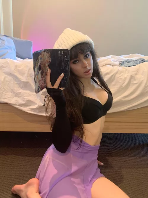 do you like smol brunettes in beanies