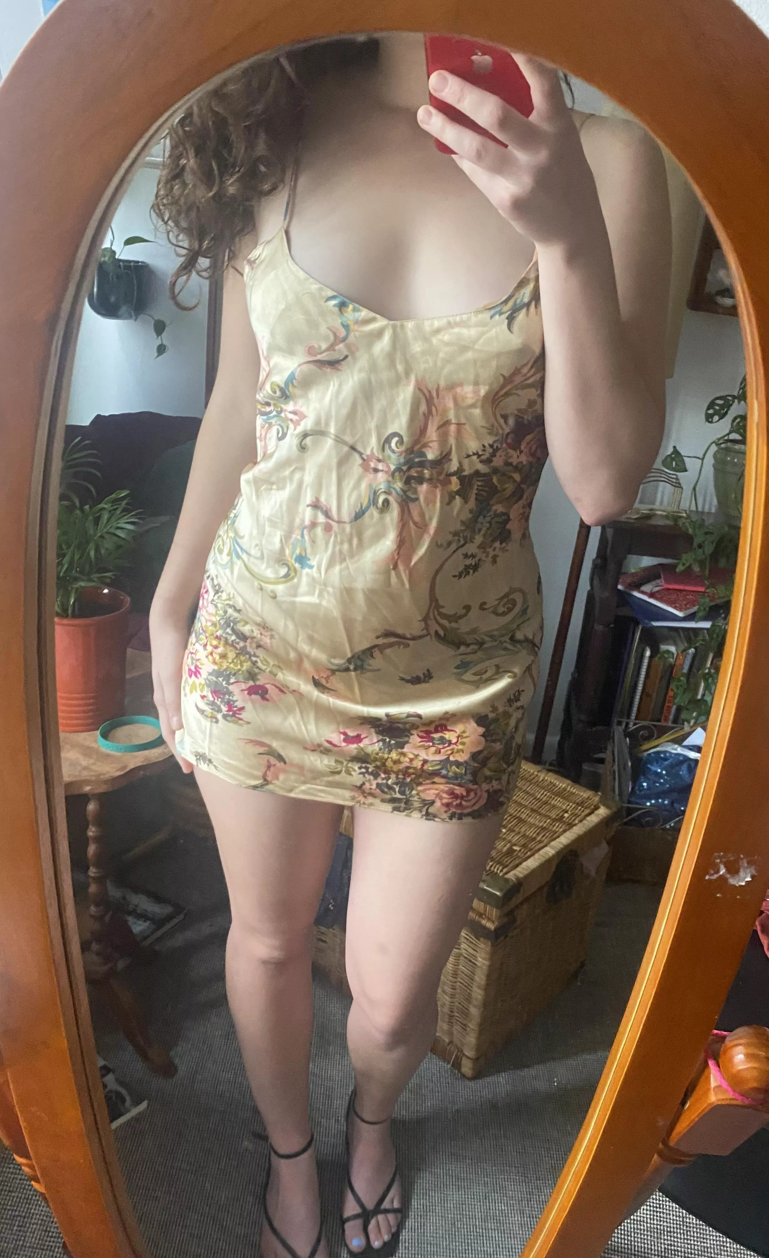 Do you think this dress would be cute for my hinge date later tonight?? <33