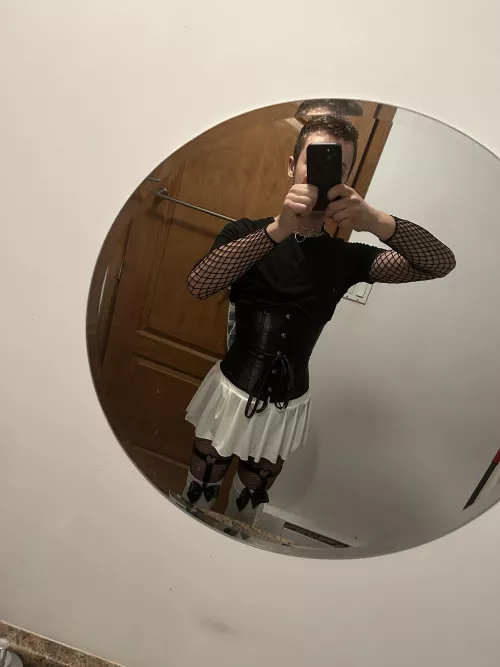 Hey yall! How do you like the fit?