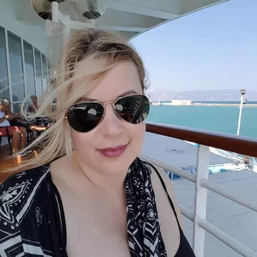 Hi all! Do I look sexy?