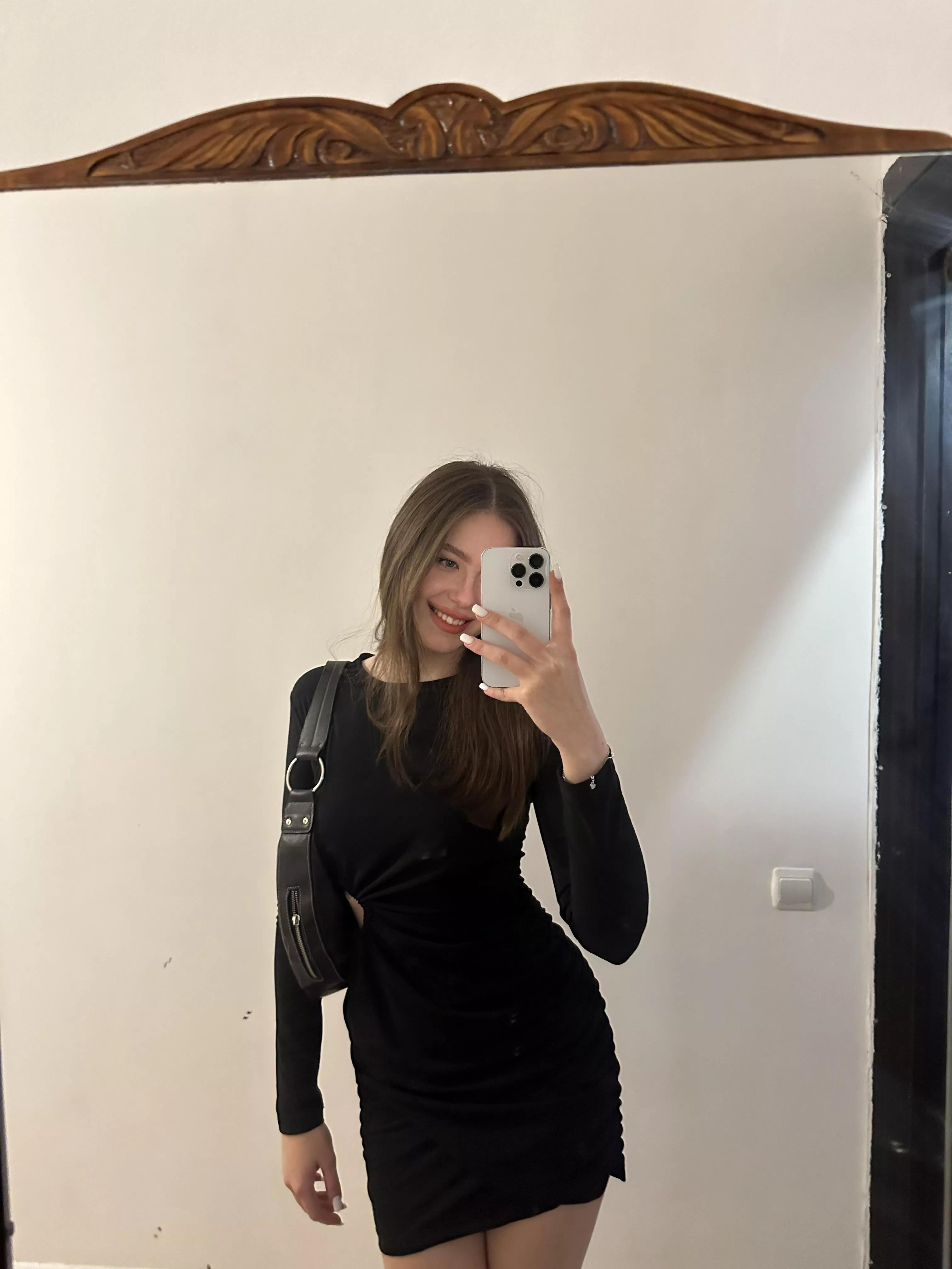 I always feel confident in this dress 😎