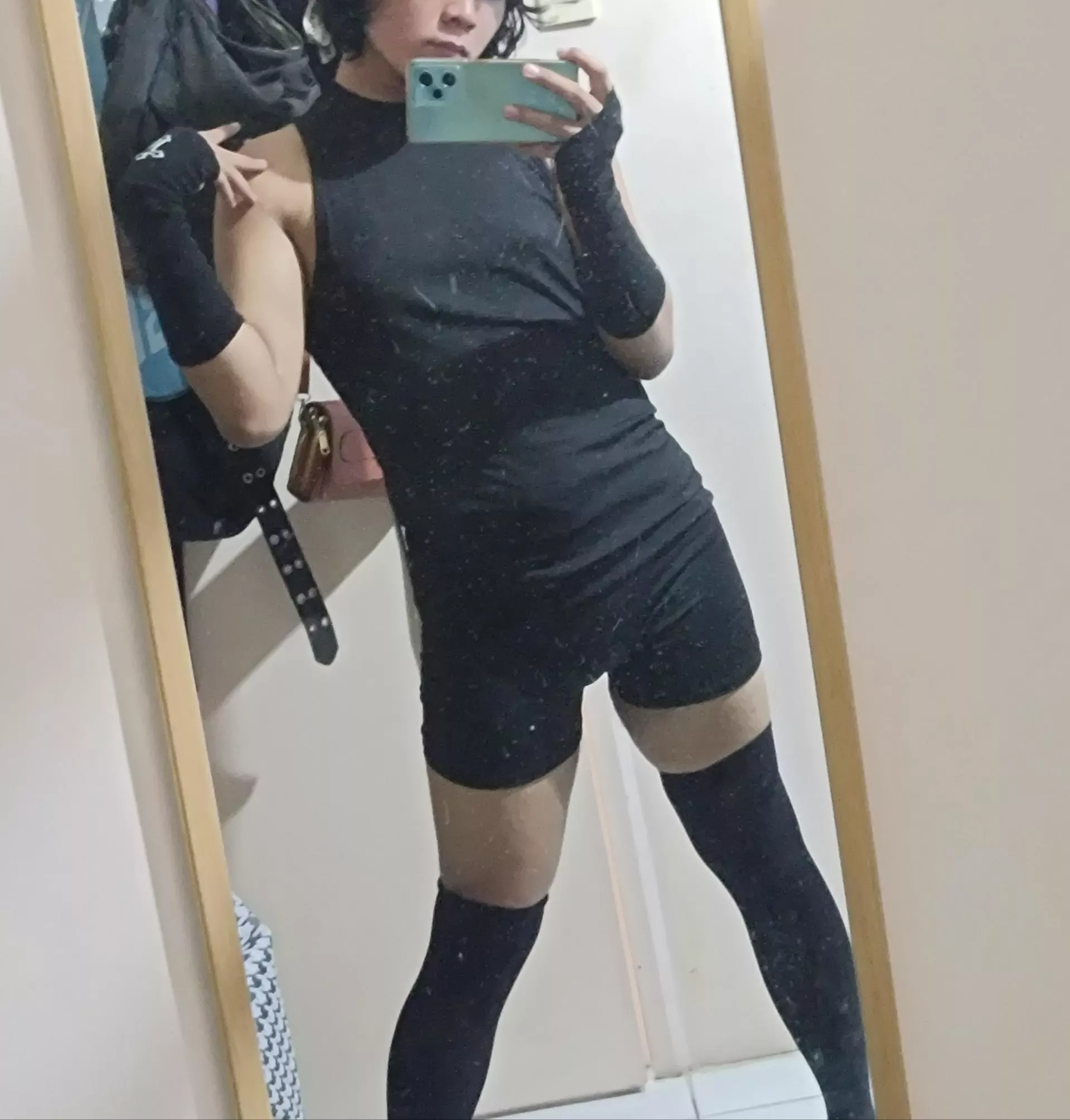 I bought new shorts :3