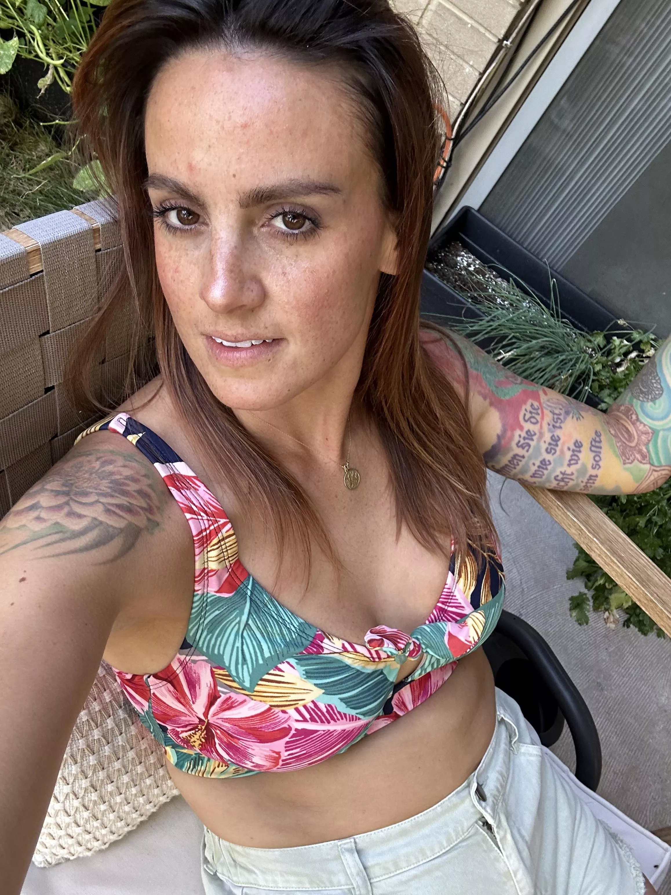 I know u love freckles babe