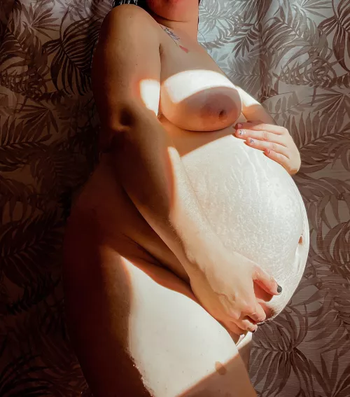 I know you’ve dreamed of being with a pregnant MILF😈