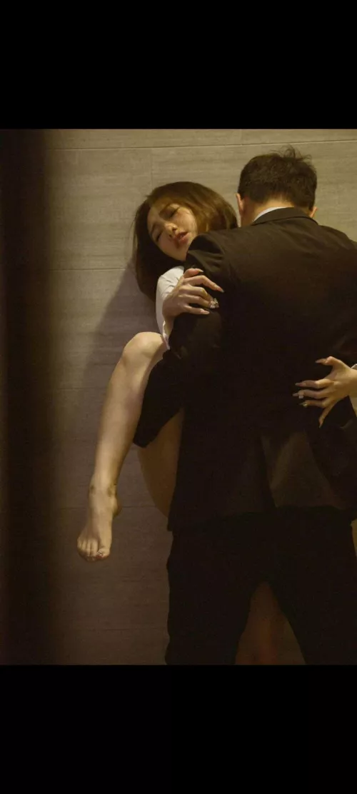 Is this JAV? Code or name pls🥹