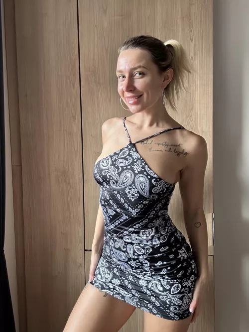 Is this too tight for our first date?