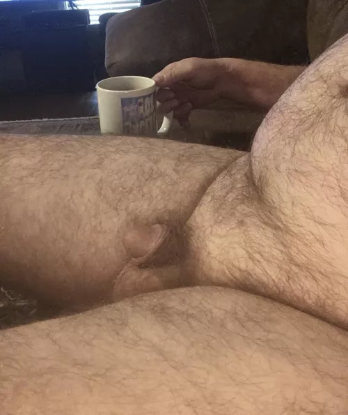 Just a lazy Sunday coffee while trying to get women to giggle. 😂