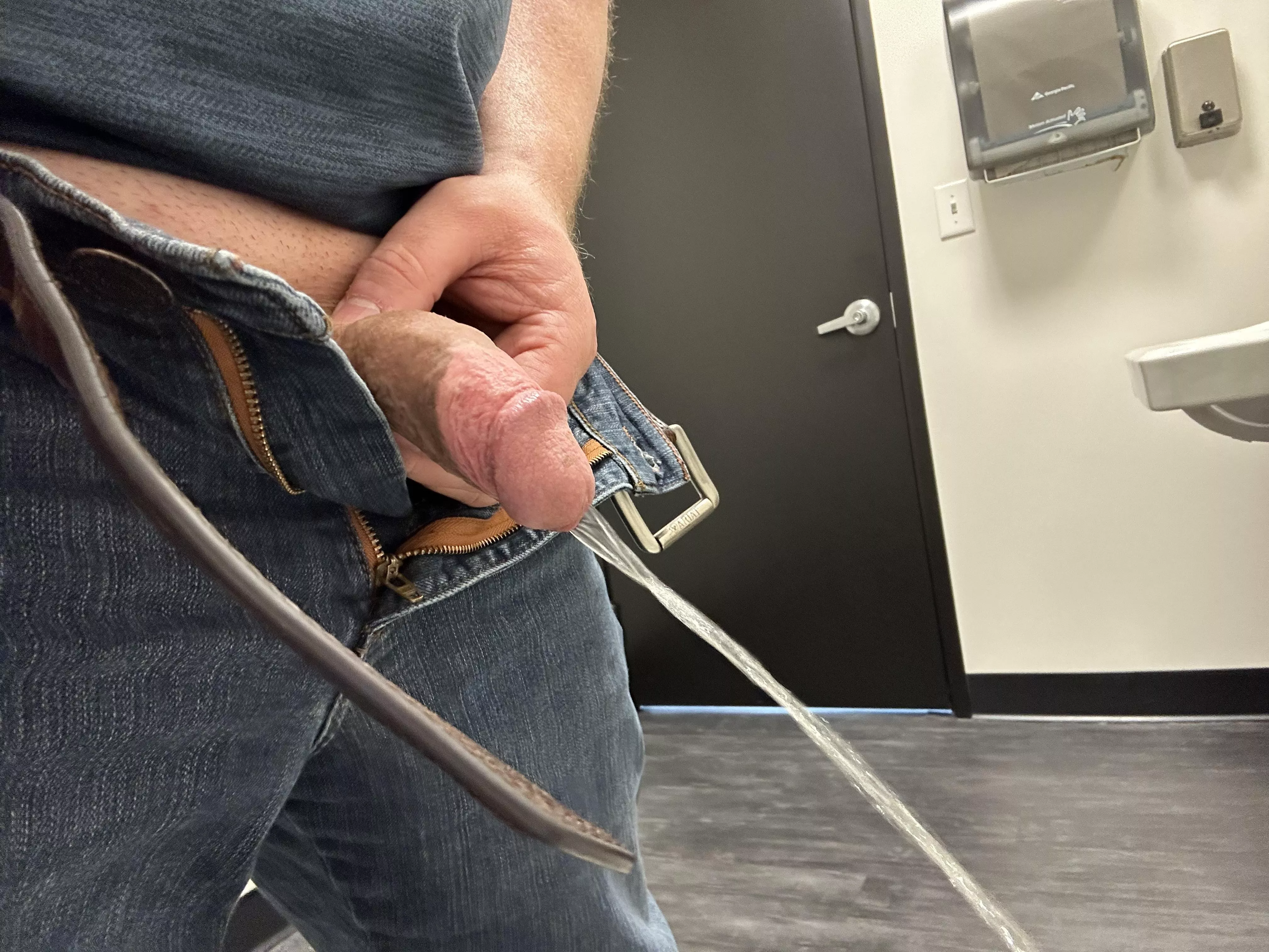 Pre workout piss….