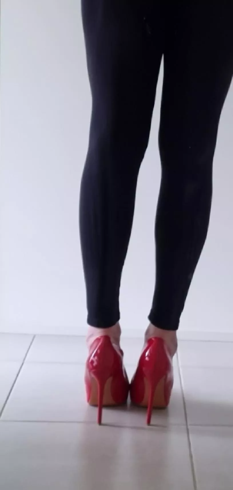 Red pumps