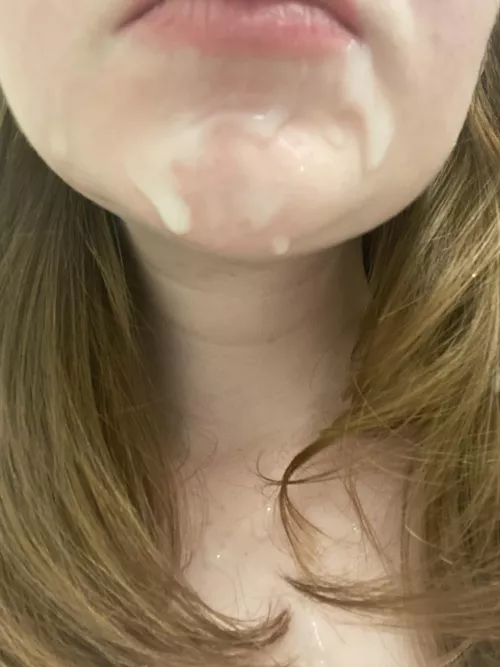 Taken right after my first porn shoot 💥 [F21]