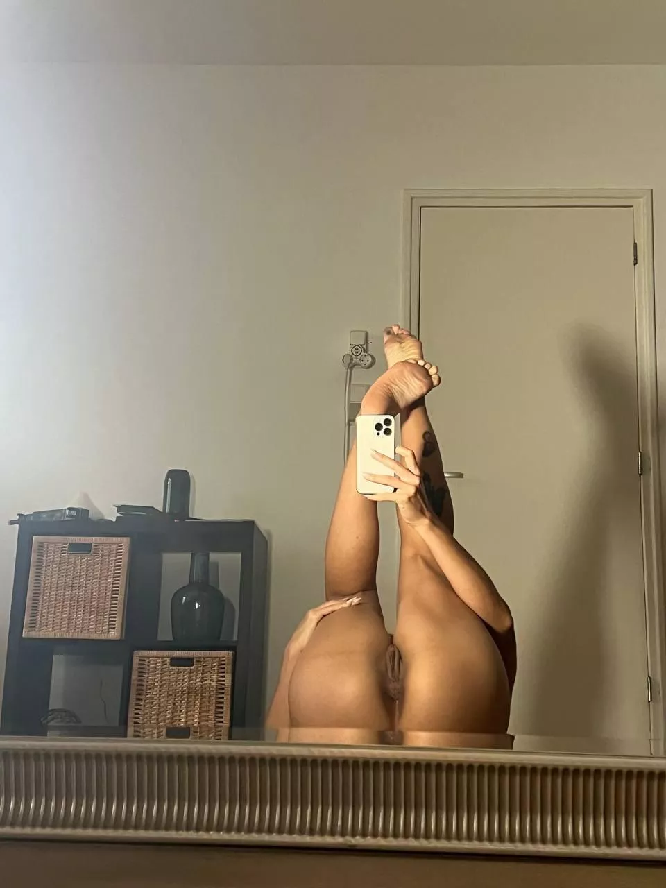 Which hole do you start your meal with ?