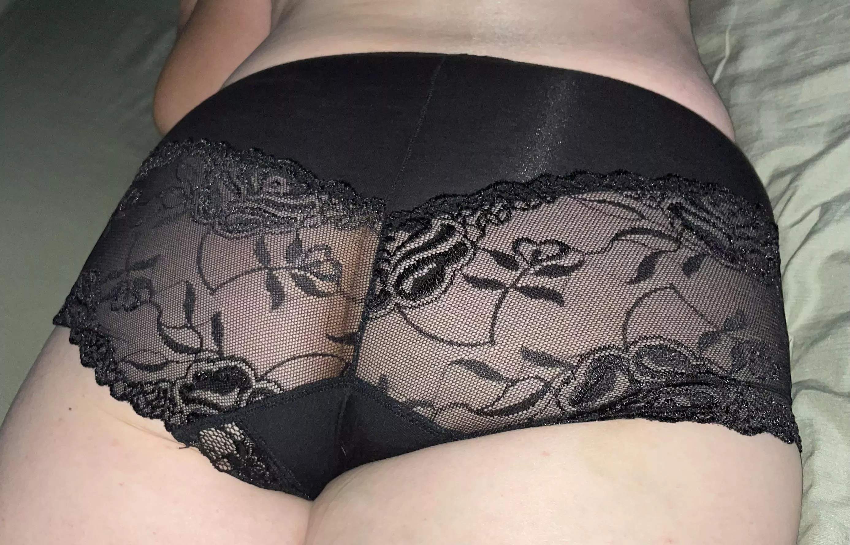 Who likes Lacey Grannies?