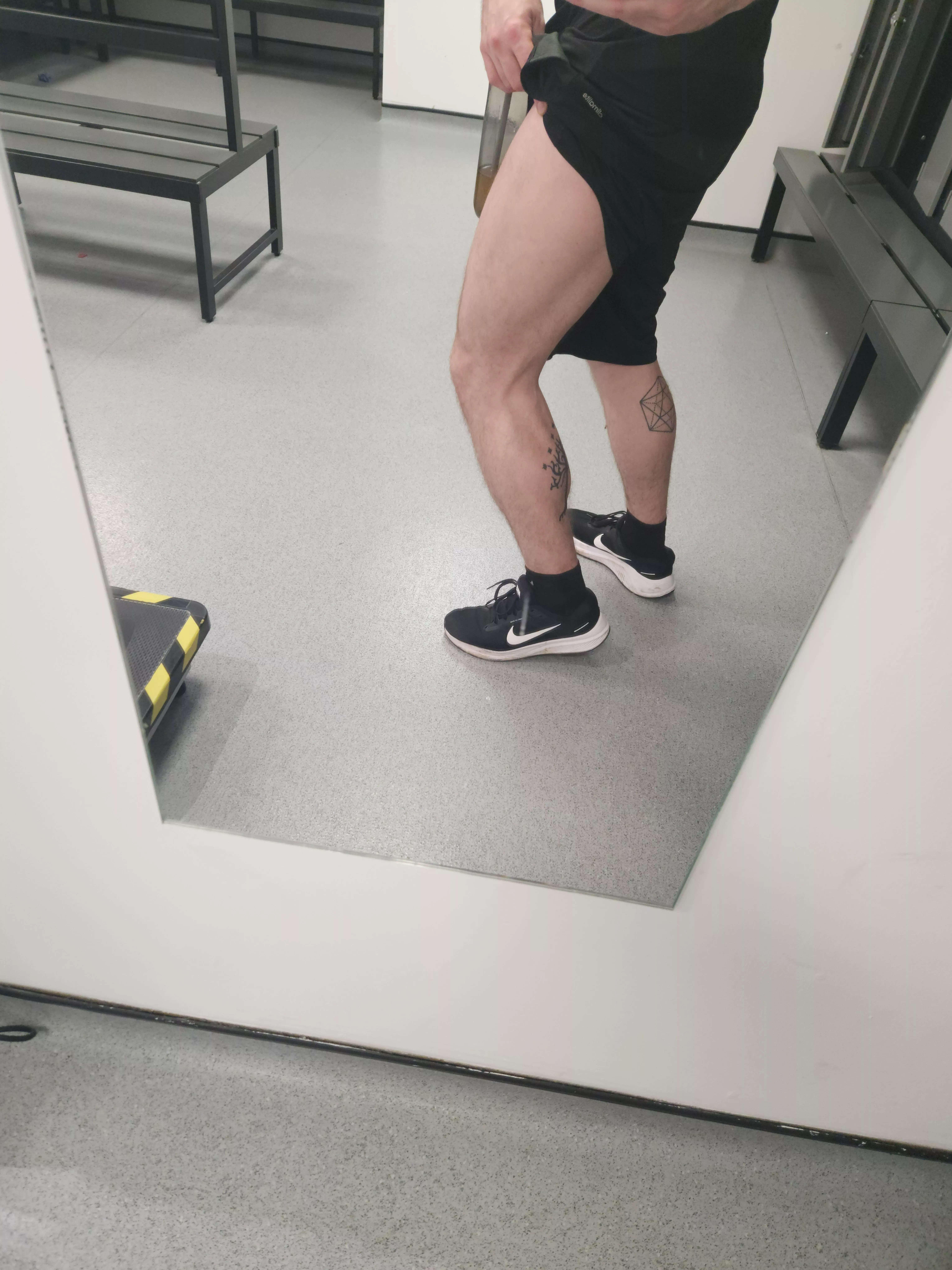 Working on my quad to calf ratio