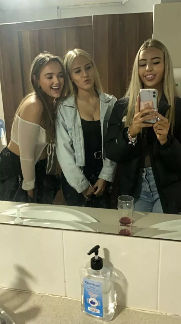 [3] Irish Girlies 💚