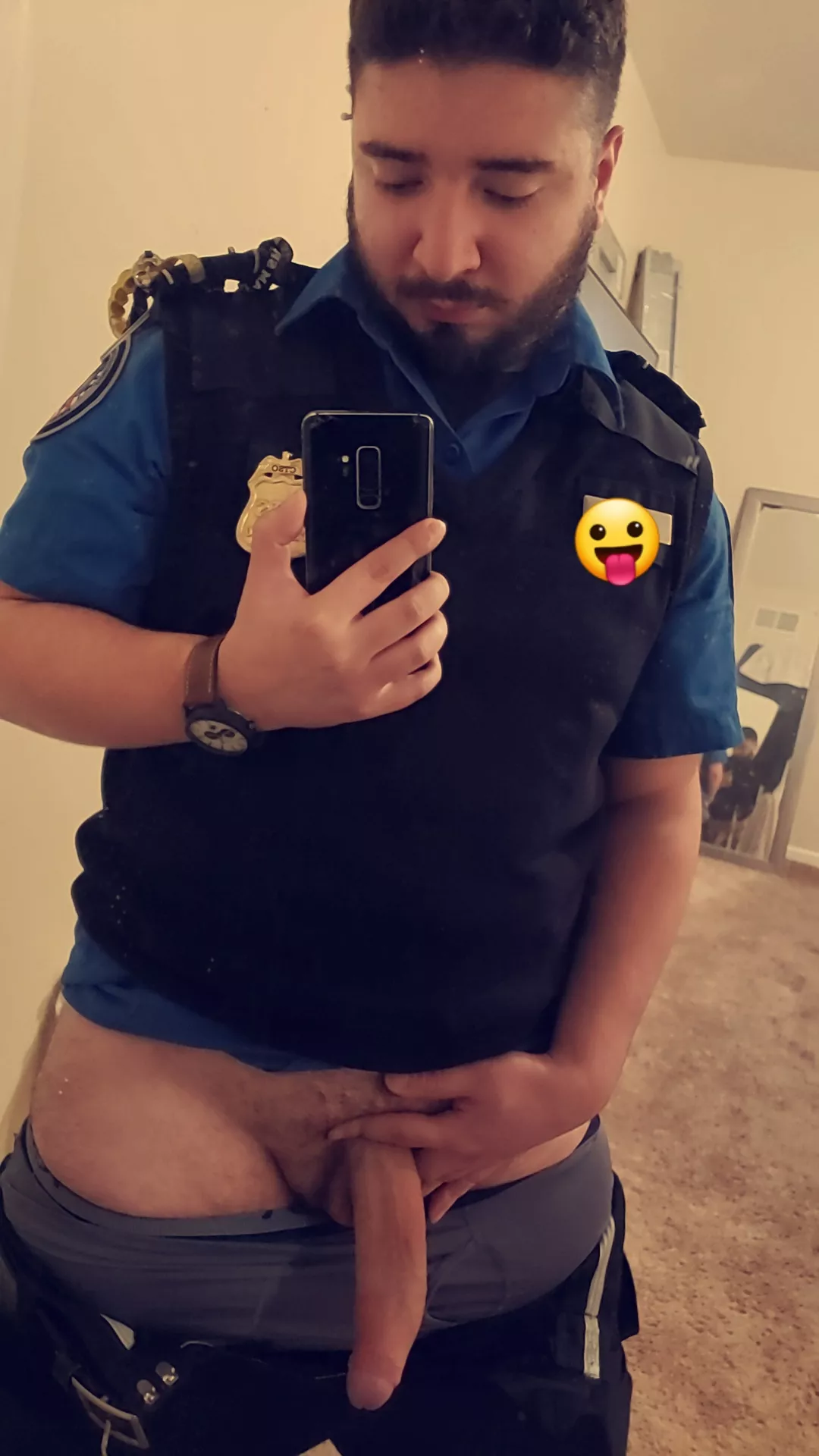 [30] This is too much for my wife....I have to share.🤸