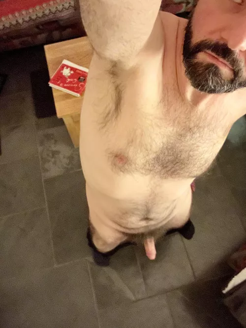 43 uk I’m into verbal men, love worshipping a dirty sweaty cock balls and pits. Into cum and spit. Love alphas, smokers, drinkers