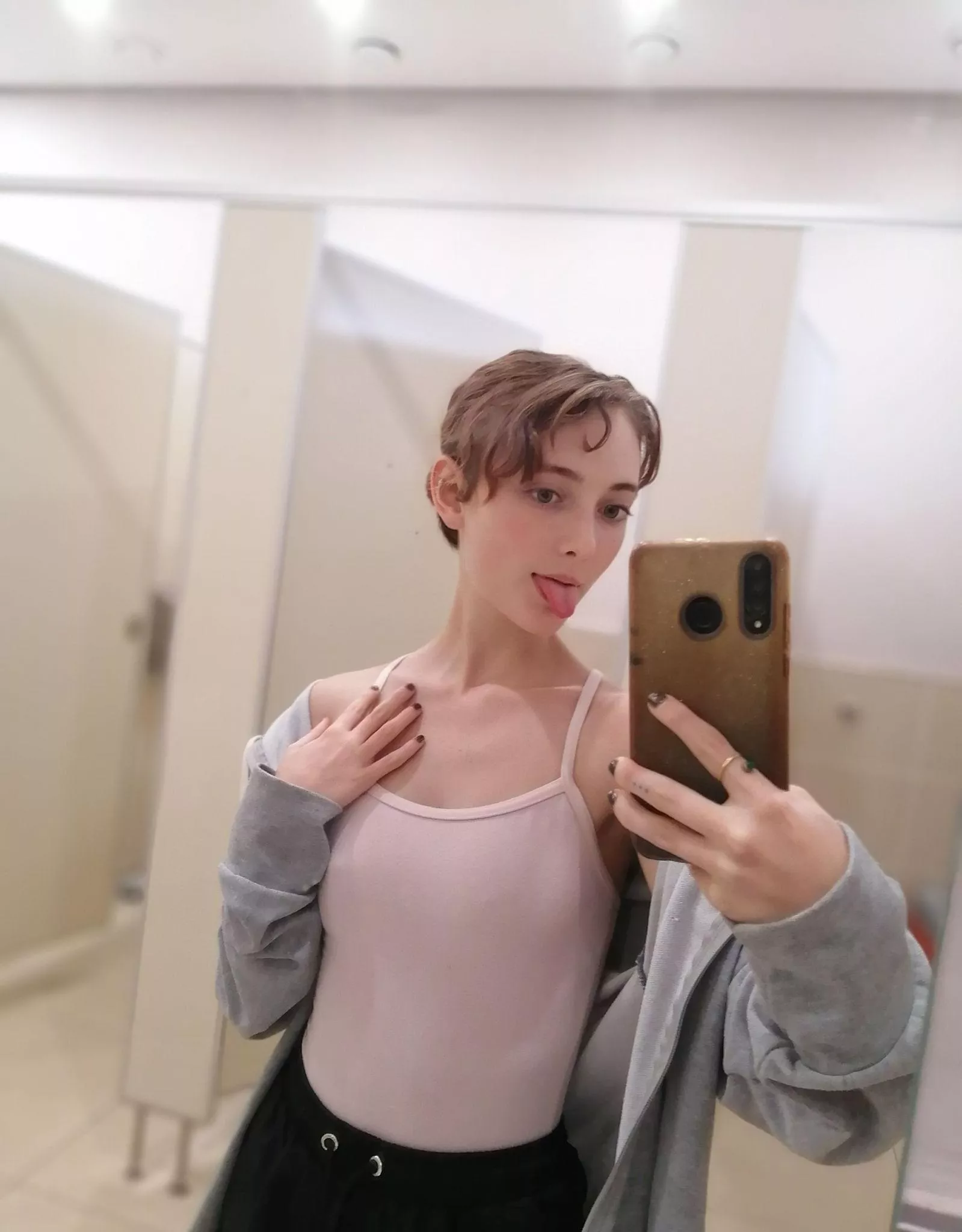 Am I your type of girl F18