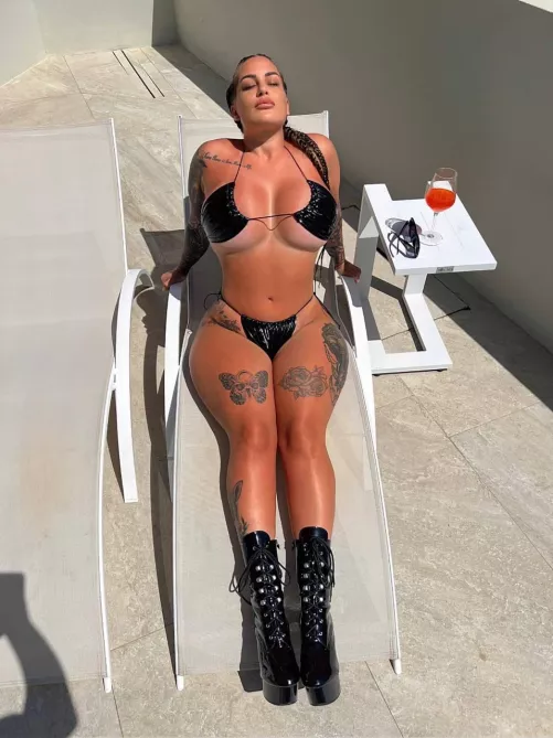 Bikini and Boots make me so sexy