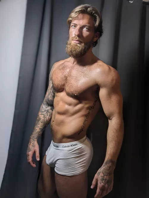 Can you tell I've been working out?