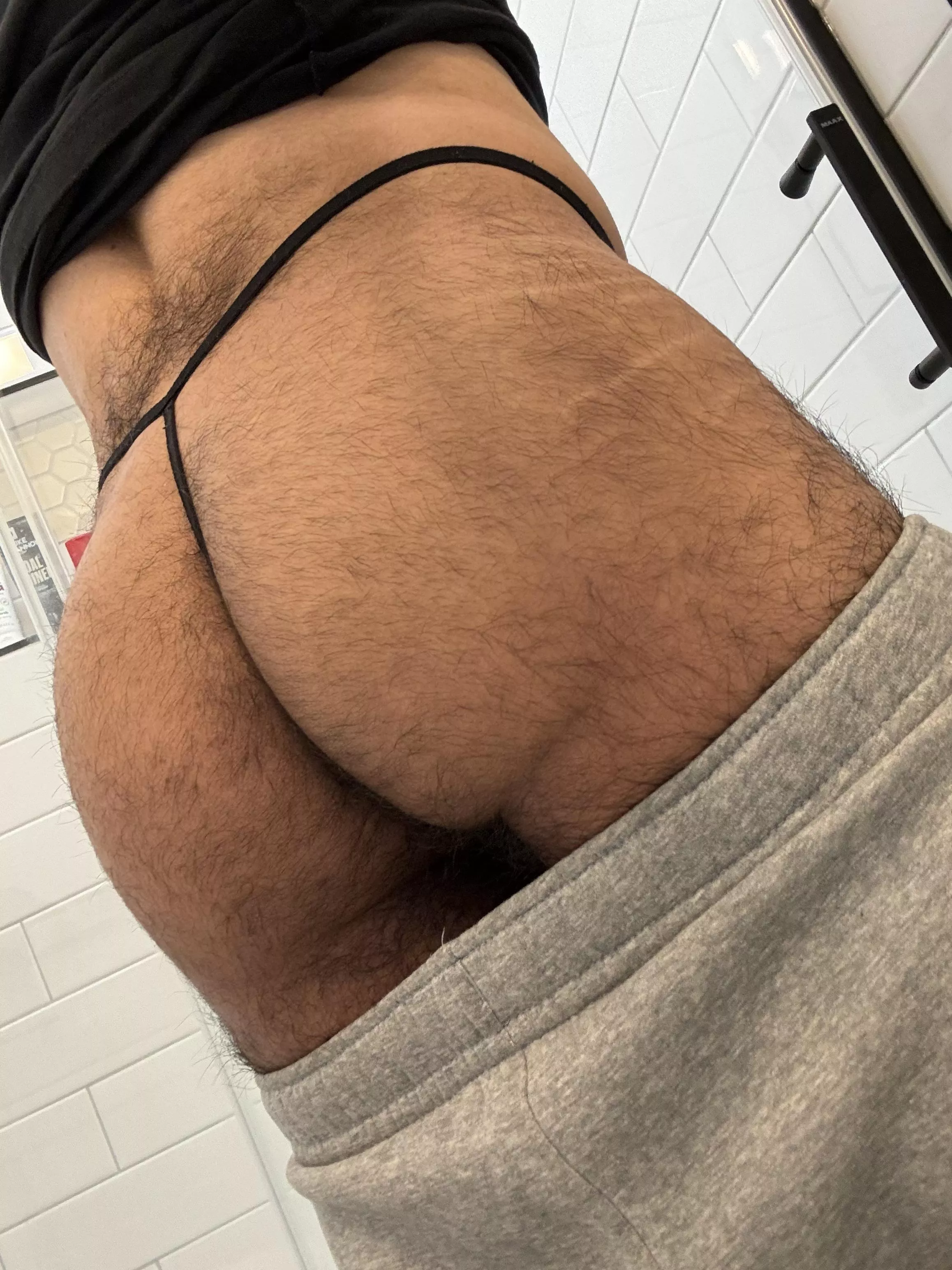 definitely feels like a thong day