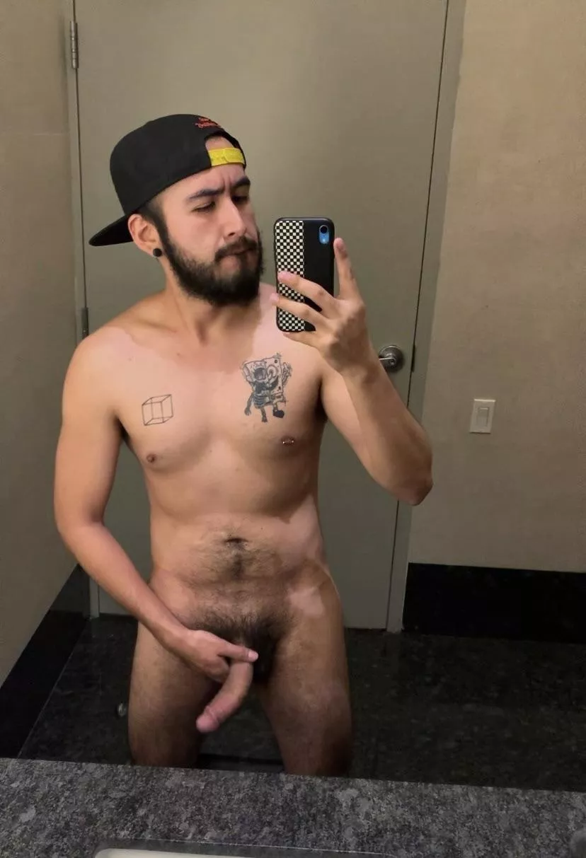 Hairy guy in here