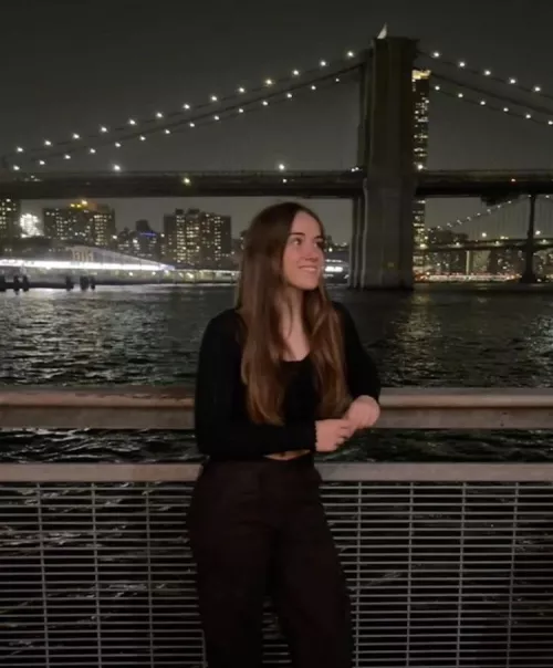 IUTR made out with her at a concert