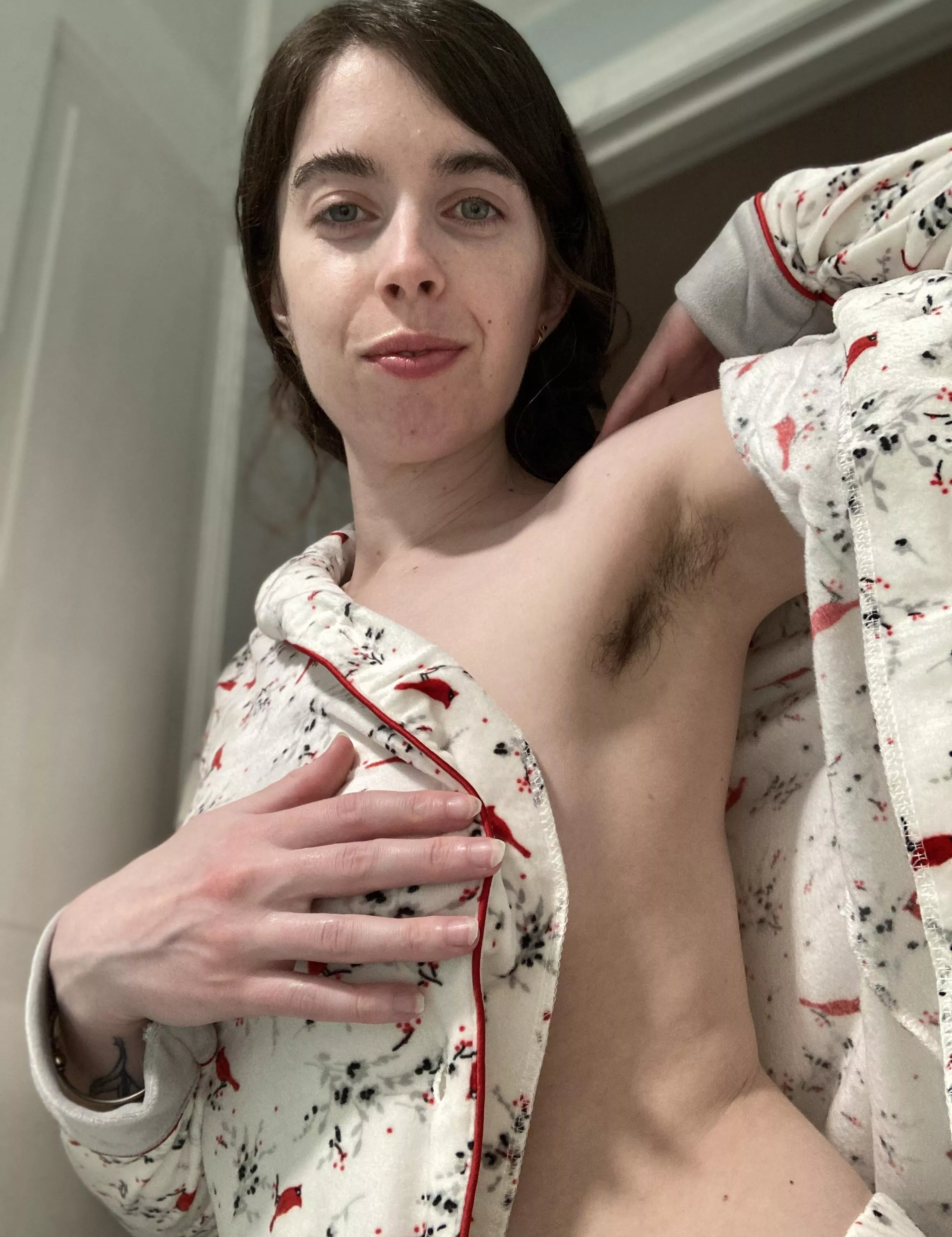 Let’s have a great week! From my underarms and I