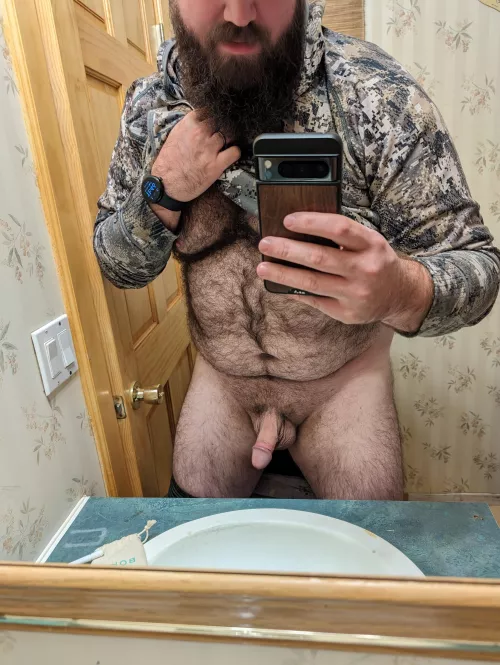 Mid day hunting break. 😏😈