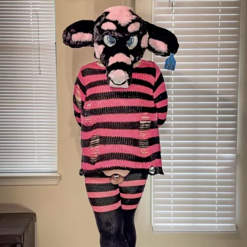 Moo! How might I be of service? 🐮💕💙