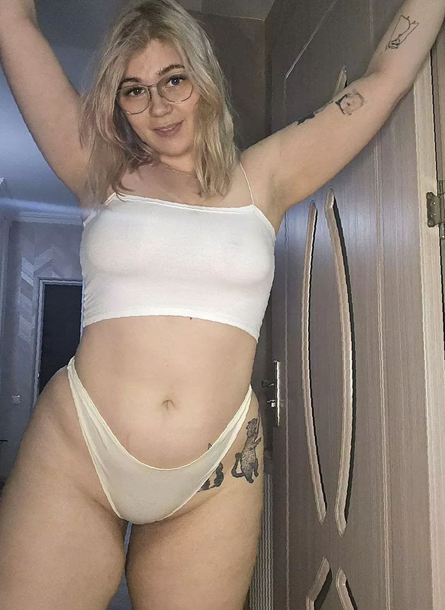 my uniform is wet from gym class, can I borrow your stuff