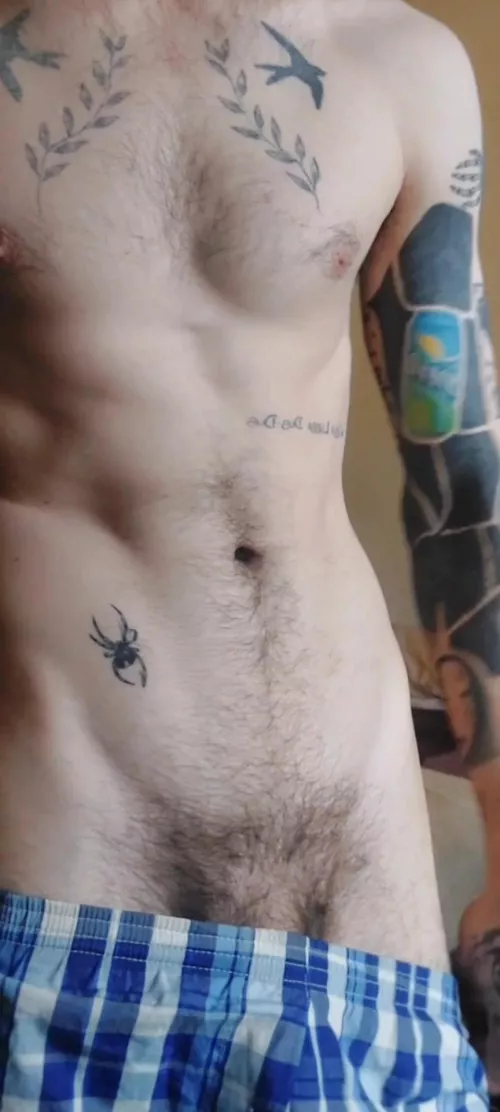 Slightly trimmed pubes