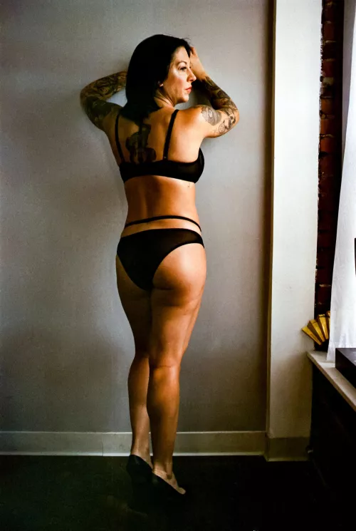 The Tattooed Physicist (@the_tattooed_physicist) [instagram]