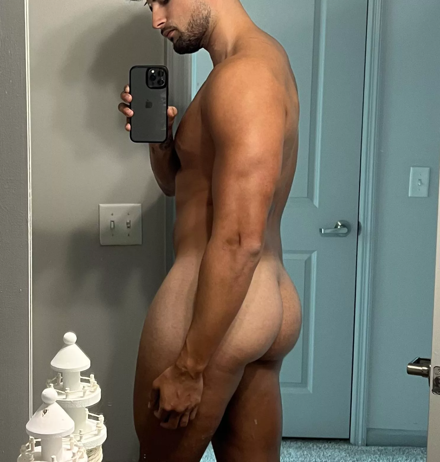 Thick thighs save lives 😏 (M24)