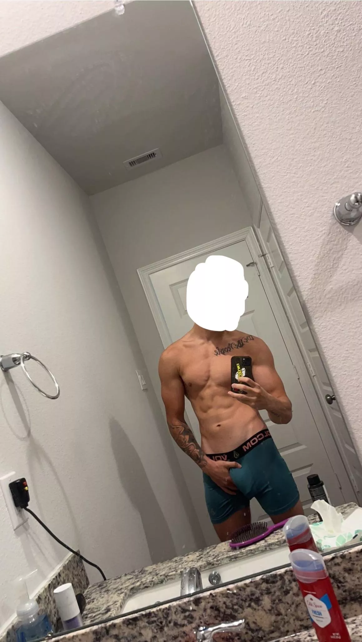 22 US college jock send pics for snap 22 US college jock send pics for snap