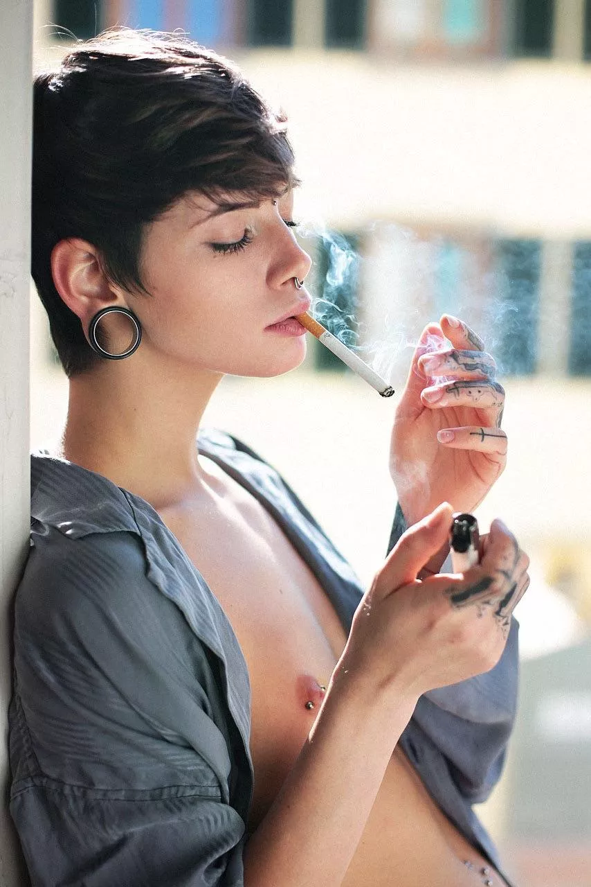 Dangling by the Window 🪟