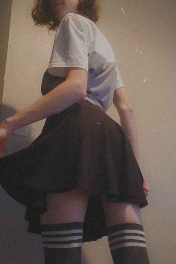 Do skirts look good on me? 😇