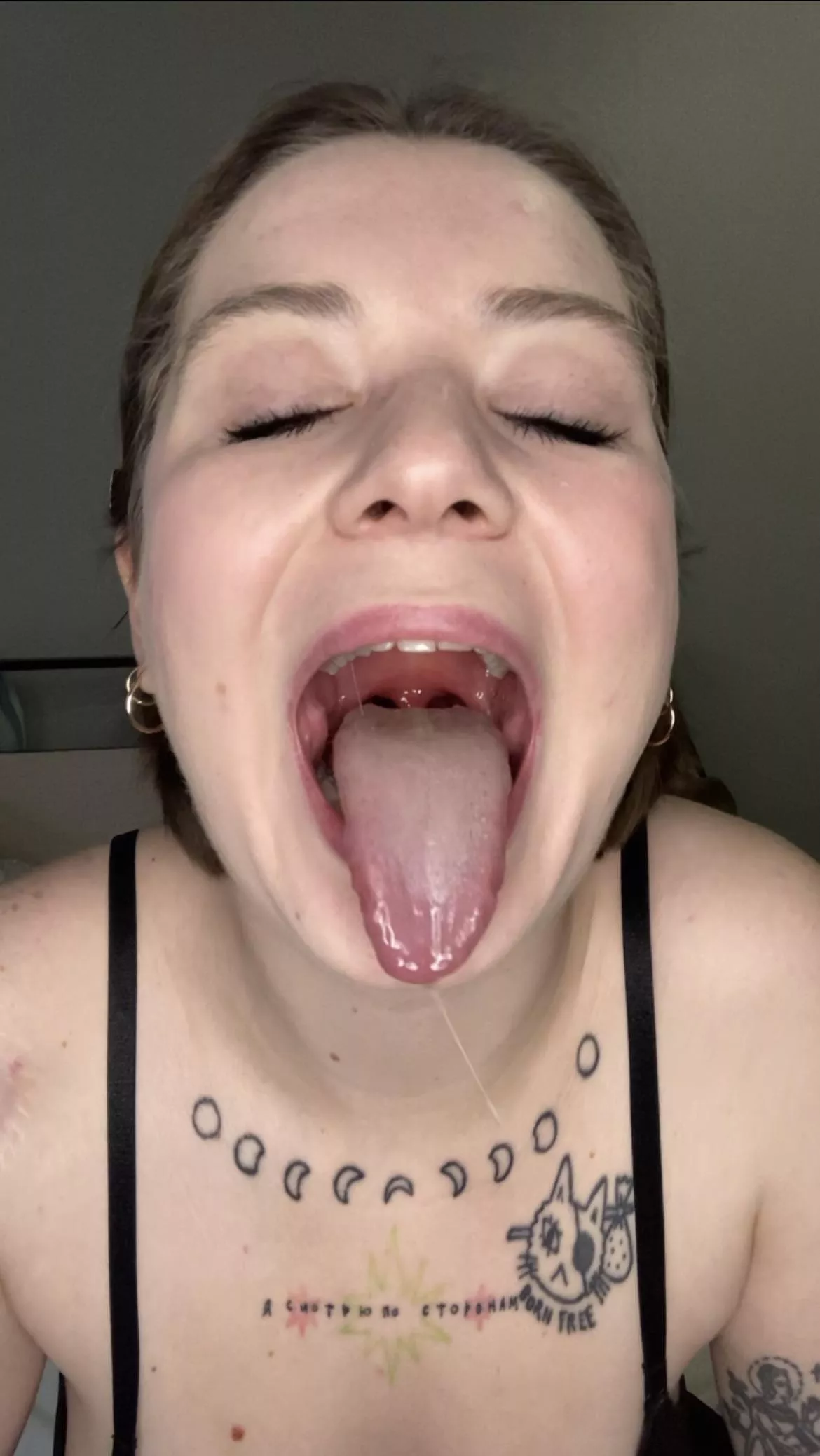 do you like it when it happens harder? 😏 [oc]