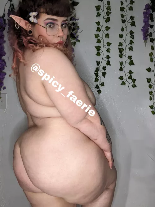 Fairy slut with a fat ass